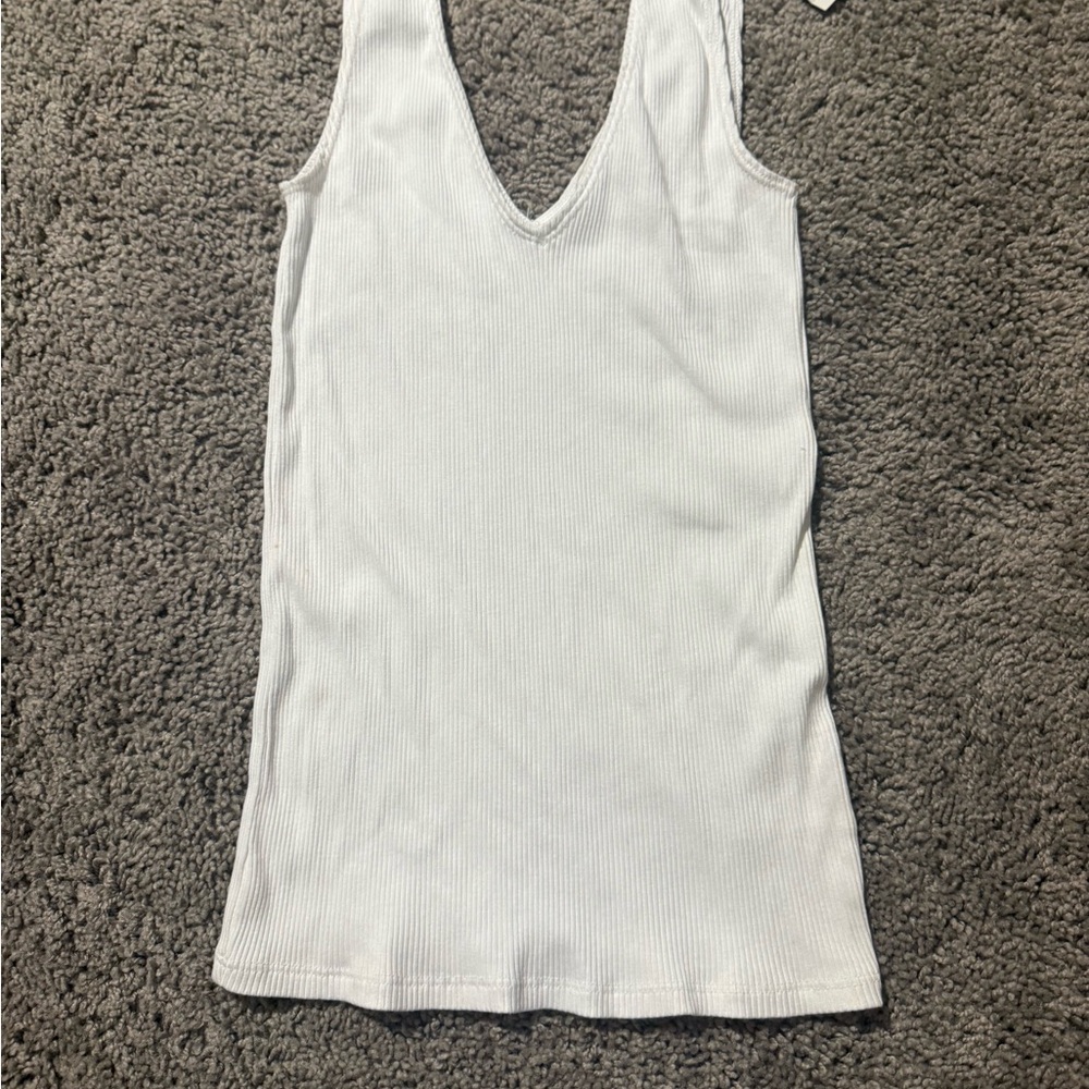 Express White Ribbed V-Neck Tank Top